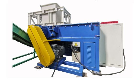 Capacità di produzione 200-8000 kg/h Trinciatrici di plastica per abbigliamento in schiuma e rifiuti di fibre