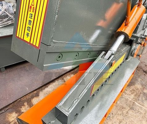 22kw/44-300KW Motore Potenza Alligatore Macchina di taglio di rottami di metallo per fogli di rottami di rifiuti