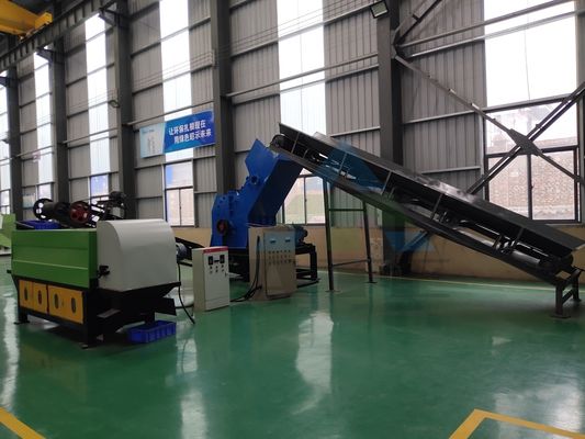 Funzione di triturazione dei rottami di metallo Macchina di triturazione della carrozzeria di auto per negozi di materiali da costruzione