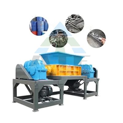 Macchine per il riciclo di gomma industriale per animali domestici Macchine per la triturazione di pneumatici di plastica Macchine per la triturazione di rottami di metallo di legno