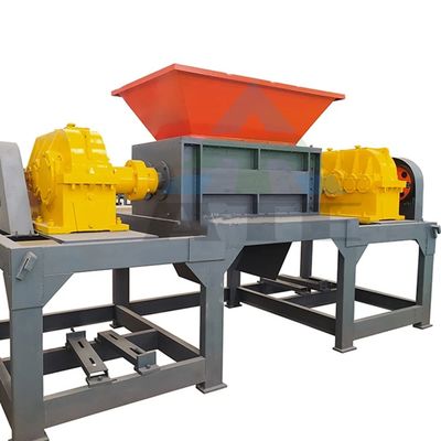 Distruttore per rifiuti di gomma, plastica, cartone, rottami di metallo pneumatici, bidoni e fusti