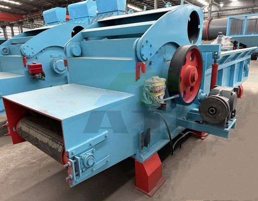 Tubo automatico di macinazione per la frantumazione efficiente dei tronchi di legno e la produzione di polvere da segatura