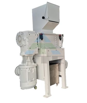 Trituratore a quattro assi professionale per il riciclaggio di bottiglie di plastica e tamburi metallici