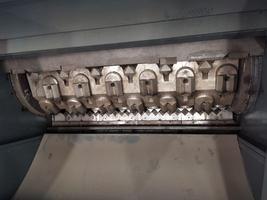 Macchine per la rottura di rottami di manutenzione sul campo per il riciclaggio di plastica di alluminio fine