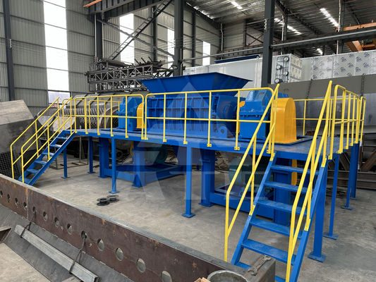 Scalatore a doppio albero per rottami di ferro metallici e cartone soddisfa le esigenze del cliente