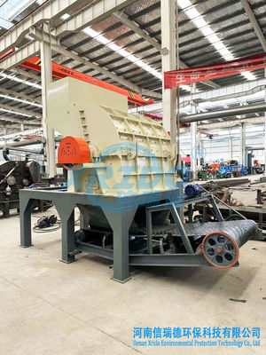 Lavori di materiali da costruzione Macchine a frantumazione a doppio albero per la frantumazione e la triturazione del legno