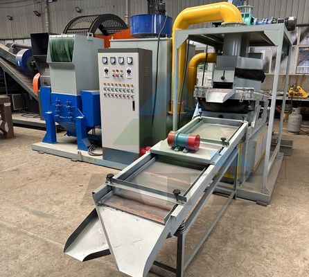Macchina per il riciclaggio di granulatori di cavi di rame per scarti multifunzionale per un'operazione facile