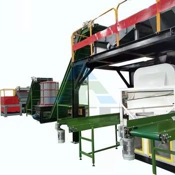 2000 kg di rifiuti di condizionatori d'aria, radiatori e linee di produzione di riciclaggio per la manutenzione sul campo