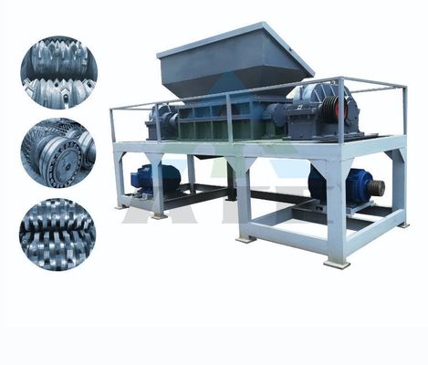Macchina a doppio albero per la triturazione di rottami di metallo nella linea di produzione di briciole di pneumatici
