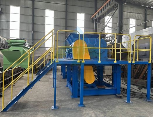 2200KG Peso di metallo doppio albero tritare macchina per tritare rifiuti di plastica tessile
