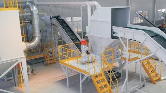 Separatore per il riciclaggio di rame e alluminio di rottami di radiatori destinato alla lavorazione dei metalli