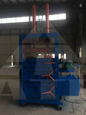 Tipo di imballaggio Bollitore di plastica a sacchetto in piedi per comprimere in modo efficiente i materiali sciolti