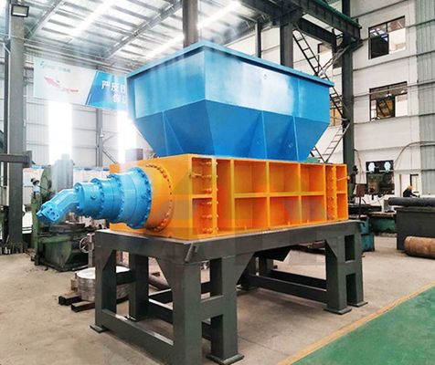 Trinciatrice di rottami di rame metallico da 30 kW per il riciclaggio ad alta capacità negli impianti di produzione