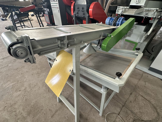 Vendita 3000L/H Granulatore automatico di cavi di rame Macchina di riciclaggio di rottami di riso