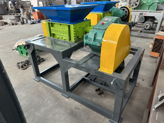 Rompitore a doppio albero idraulico per cartone metallico di plastica 5000 kg peso