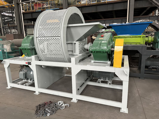 Trituratore di pneumatici a tamburo di plastica a caldo a doppio albero Tritratore di pneumatici a doppio albero per pneumatici di auto a scarto