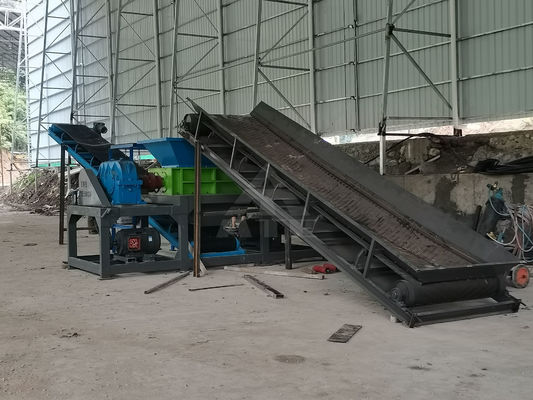 200-2200mm Dimensione di ingresso Trinciatore automatico a doppio albero per plastica e rottami metallici