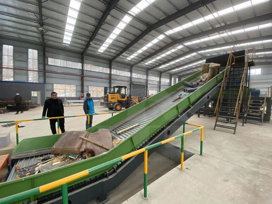 200-2200mm Dimensione di ingresso Trinciatore automatico a doppio albero per plastica e rottami metallici