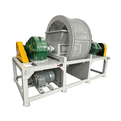Bottiglia di plastica per animali domestici e pneumatici di gomma Double Shaft Shredder Machine con design compatto