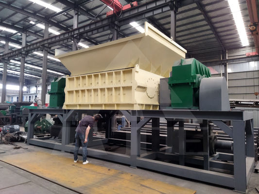 Trituratore a doppio albero soluzione perfetta per il riciclo di rottami metallici e rifiuti industriali