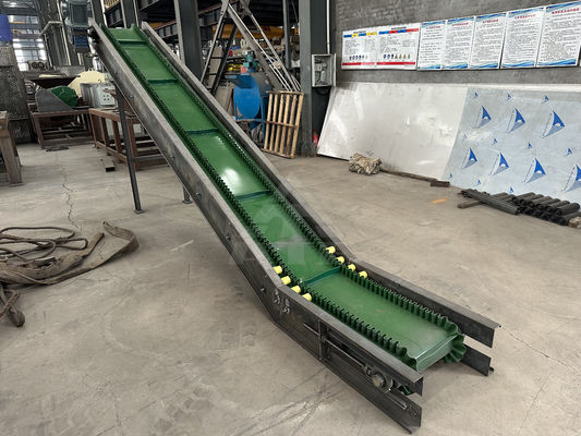 Trinciatrice a potenza singola da 50 kW per la disintegrazione di carta di plastica e rottami metallici