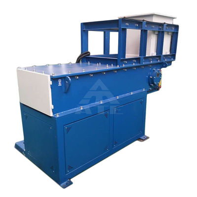 Trituratore a singolo albero da 22 kW per il riciclaggio di cartone e carta di plastica ad alta capacità