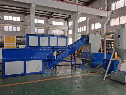 Trituratore di riciclaggio di cartone a singolo albero per rifiuti di plastica di laboratorio in fase di progettazione