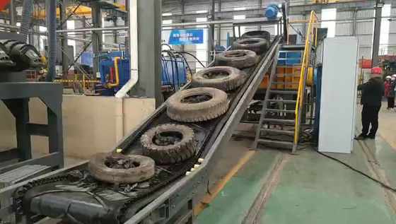 Funzione Macchina di triturazione a doppio albero per pneumatici in plastica e pneumatici nei ristoranti