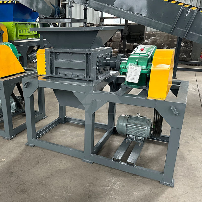 50kW Double Shaft Shredder per pallet di legno e scarti di metallo/plastica